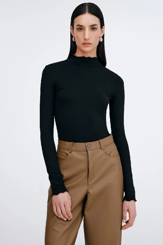 Limited Edition Chic Women's Outfit Limited Edition Forsythe Turtleneck