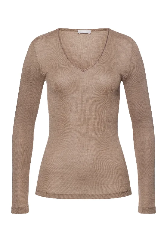 Get The Latest Trends Women's Everyday Garments Get The Latest Trends Woolen Silk W Wool And Silk V-Neck Fitted Top | Taupe 71418-2847