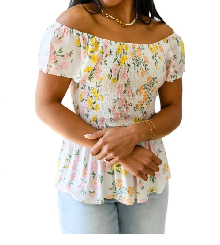 Spring Offer Constantly Cute Top In White Floral