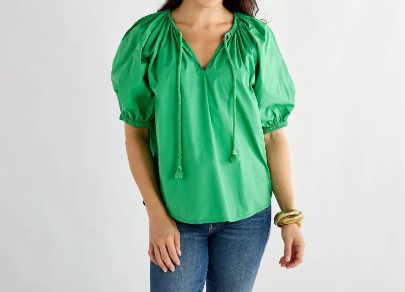 Street Chic Discounts Gia Top In Kelly Green