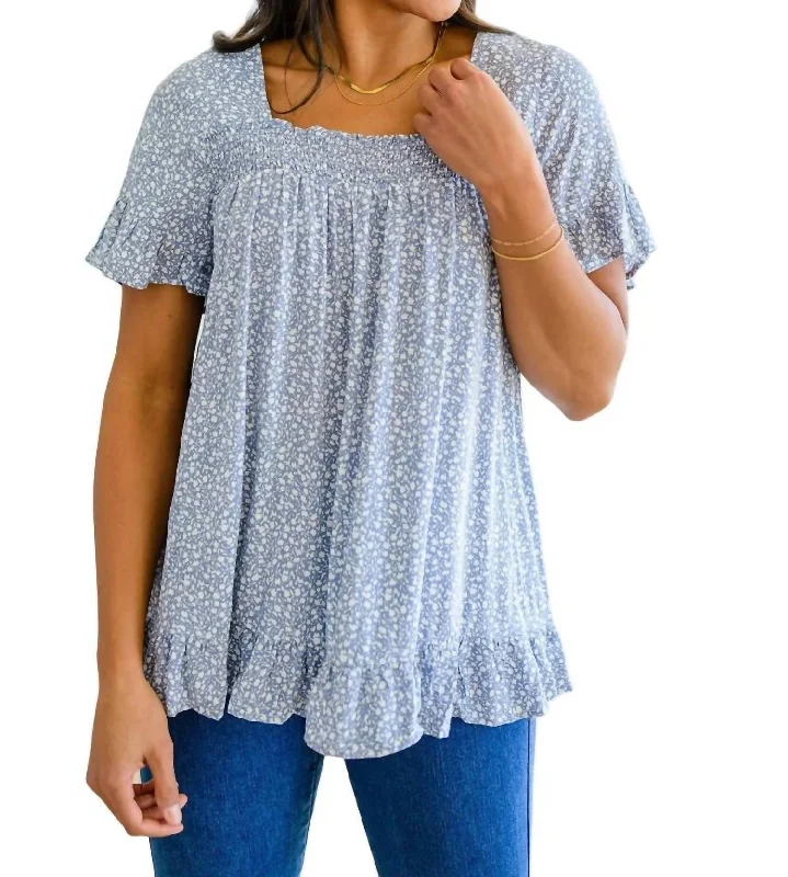 Discount Extravaganza Sweet Takeaway Top In Pastel Blue