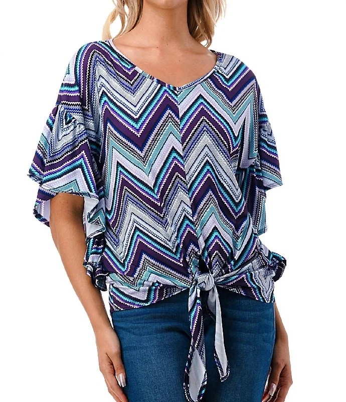 Crazy Discounts, Hurry Up Ayla Top In Blue Chevron