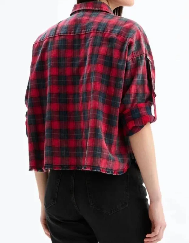 Trendy Street Style Jojo - Rolled Up Sleeve Plaid Shirt In Black/grey/red Plaid