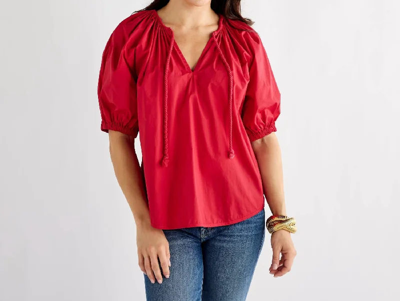 Urban Elegance Deals Gia Top In Red