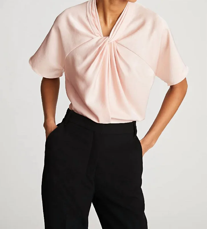 Street Chic Discounts Nelia Top In Rose