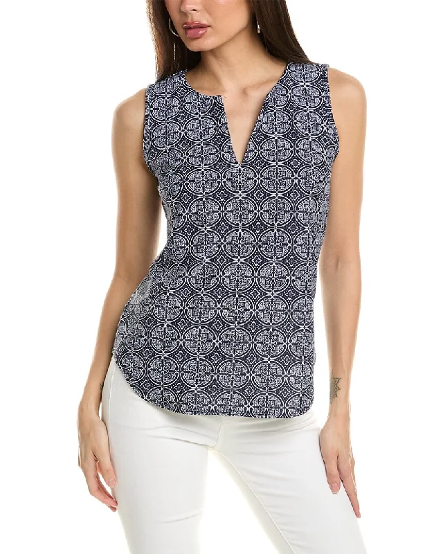 On-Trend Fashion Offers Jude Connally Ali Top