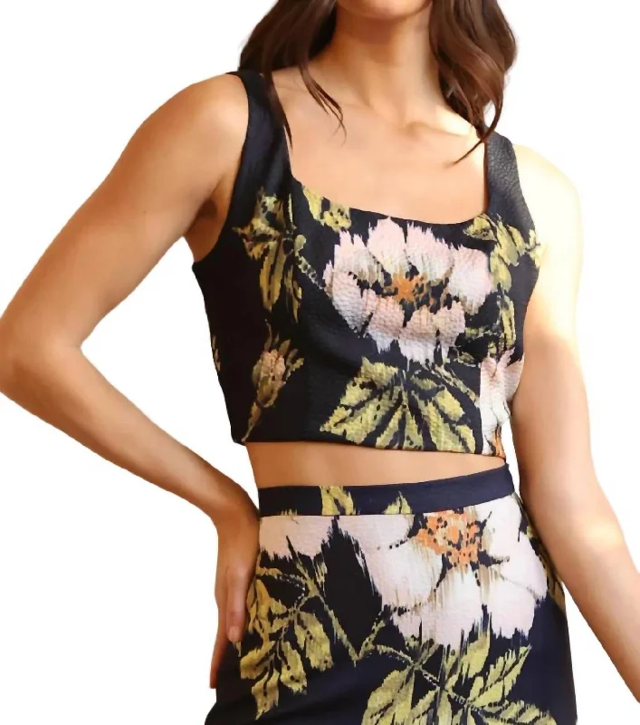 Break Fashion Norms Molly Top In Navy Floral