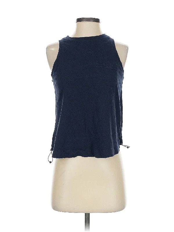 Modern Women's Outfit Forward Trendsetter Sleeveless T Shirt